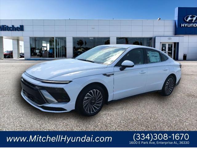 new 2025 Hyundai Sonata Hybrid car, priced at $33,570