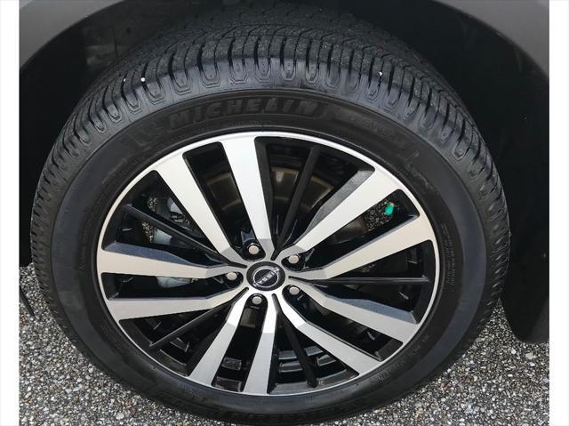 used 2023 Nissan Pathfinder car, priced at $36,906