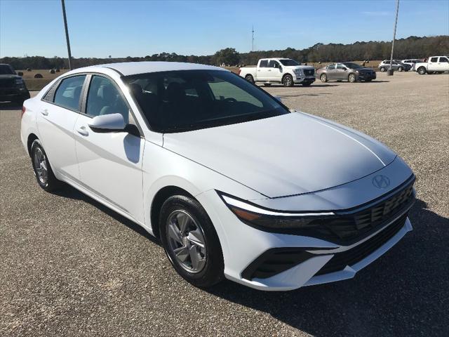 new 2025 Hyundai Elantra car, priced at $25,327