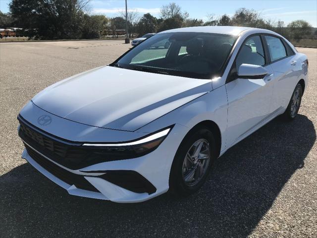 new 2025 Hyundai Elantra car, priced at $25,327