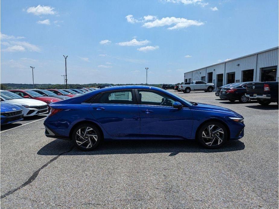 new 2024 Hyundai Elantra car, priced at $29,887