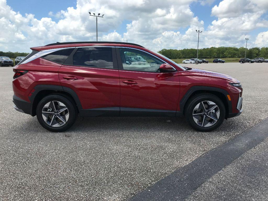 new 2025 Hyundai Tucson car, priced at $32,531