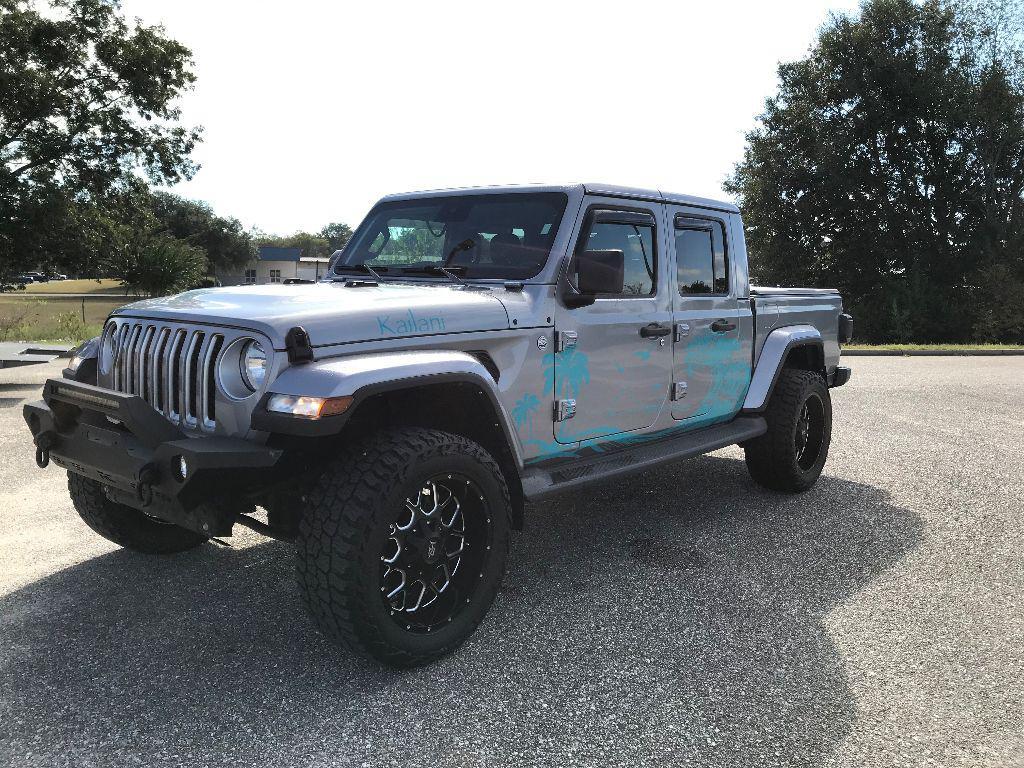 used 2021 Jeep Gladiator car, priced at $32,841