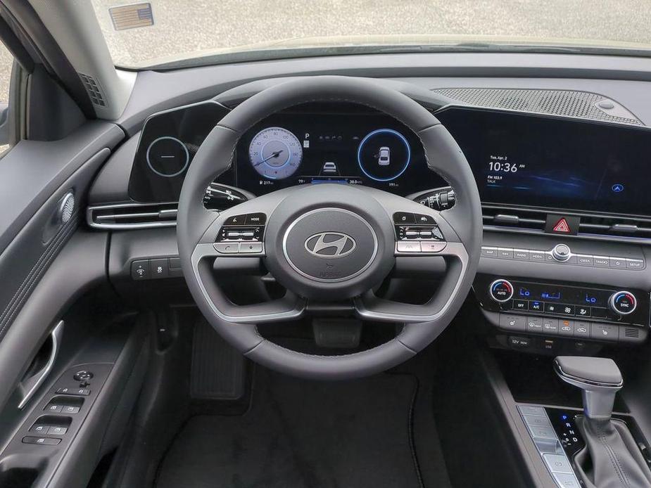 new 2024 Hyundai Elantra car, priced at $30,062