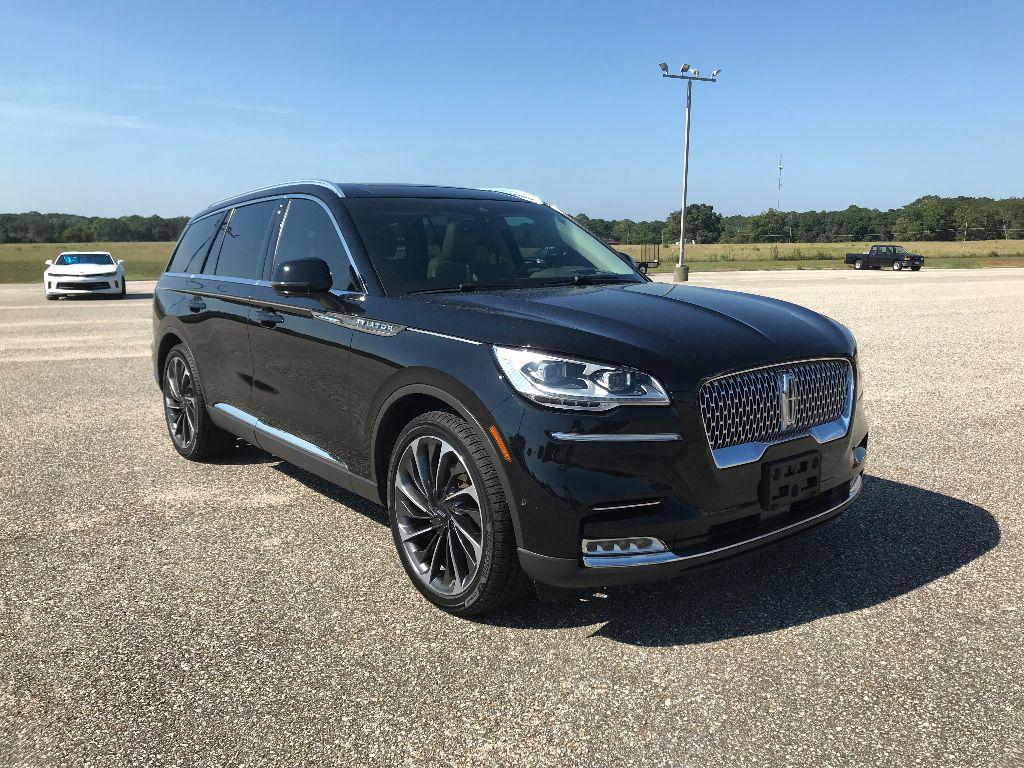 used 2023 Lincoln Aviator car, priced at $43,884