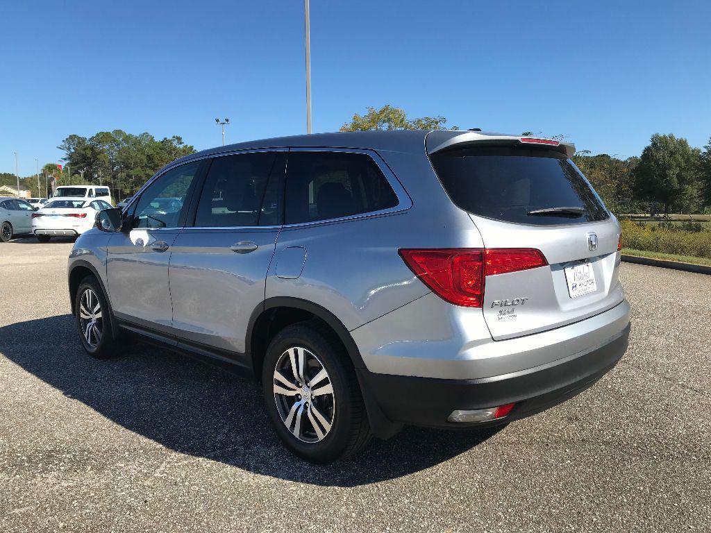 used 2017 Honda Pilot car, priced at $11,830