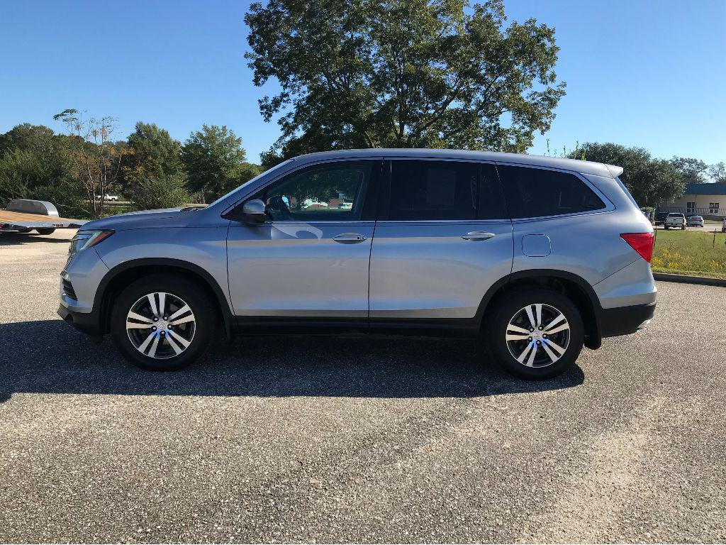 used 2017 Honda Pilot car, priced at $11,830