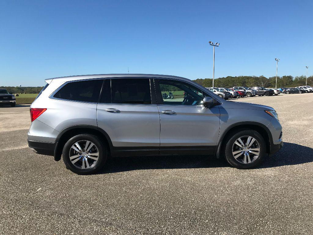 used 2017 Honda Pilot car, priced at $11,830