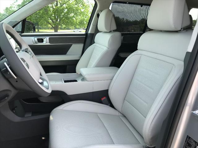 new 2025 Hyundai Santa Fe car, priced at $50,912