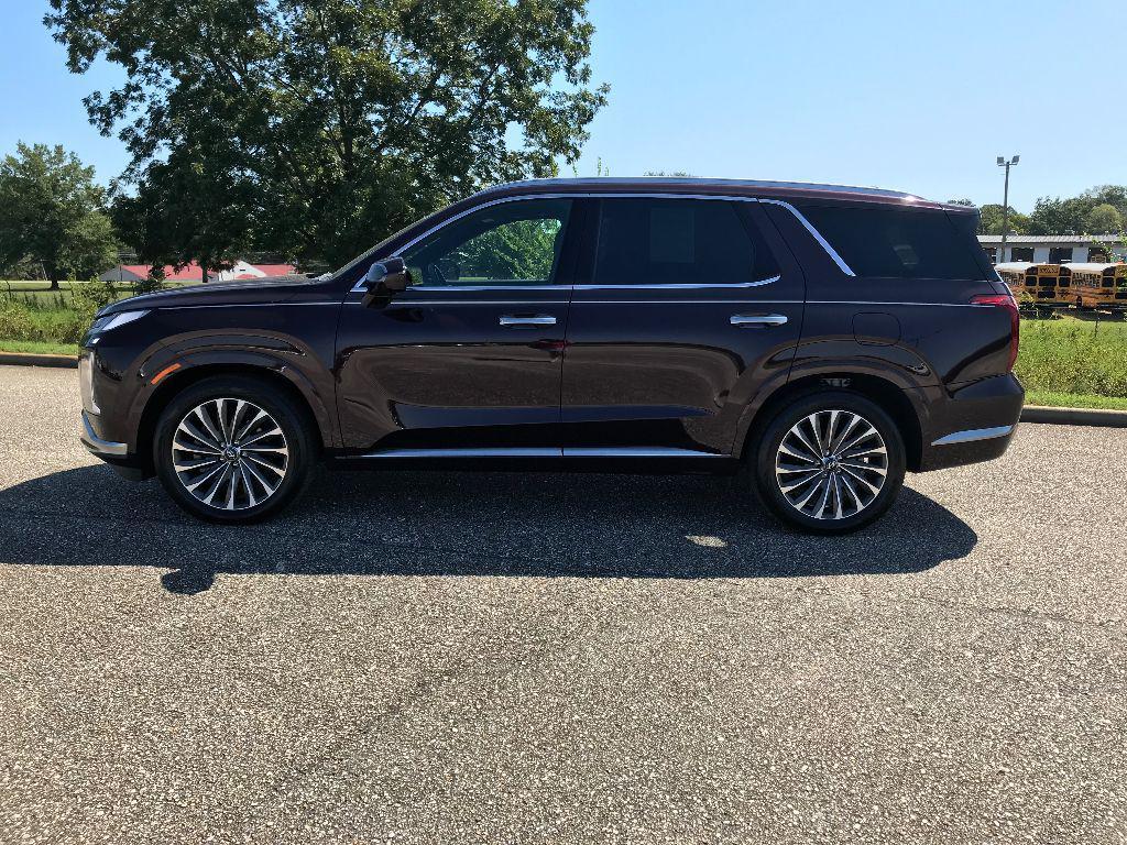 used 2024 Hyundai Palisade car, priced at $42,446