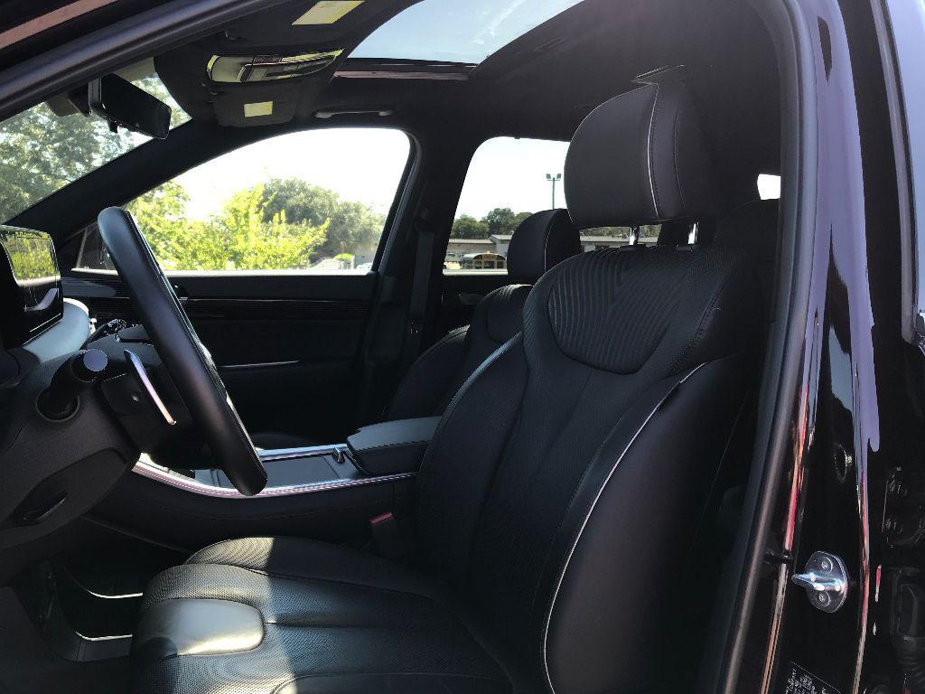 used 2024 Hyundai Palisade car, priced at $42,446