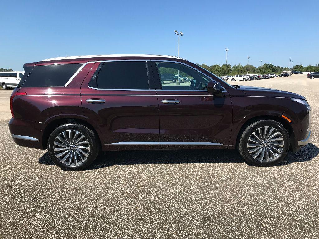 used 2024 Hyundai Palisade car, priced at $42,446