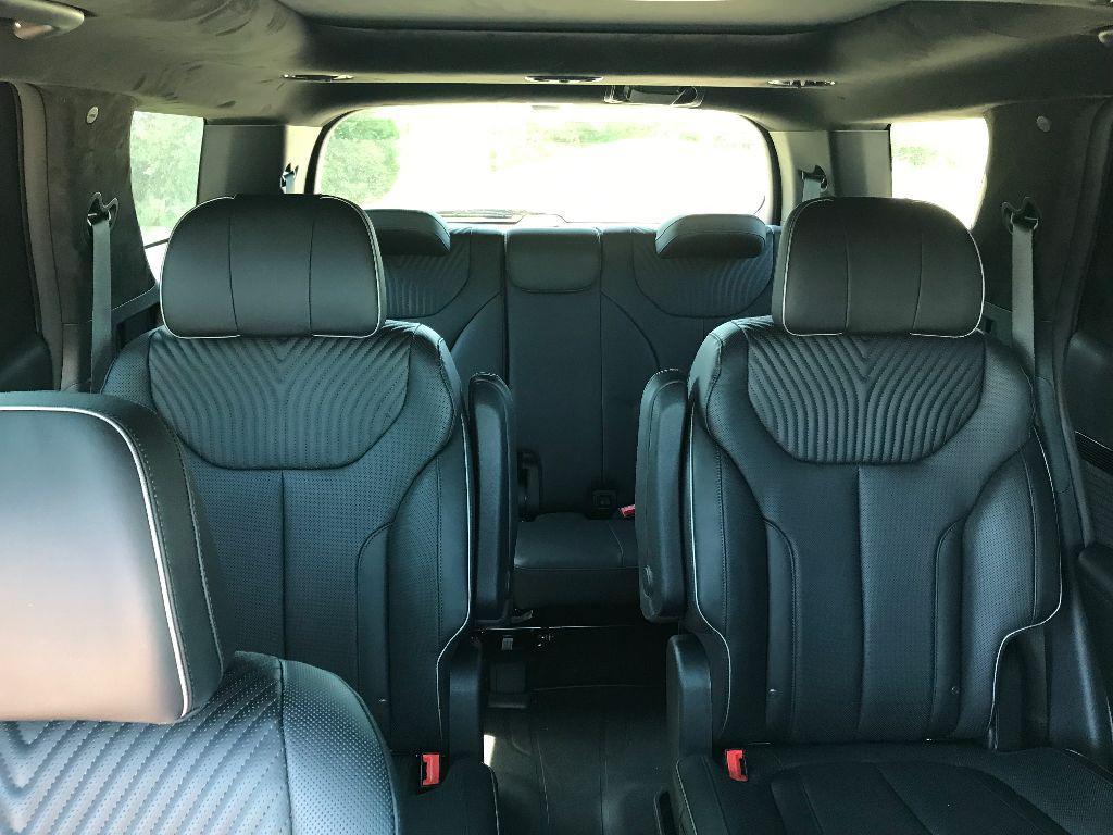used 2024 Hyundai Palisade car, priced at $42,446