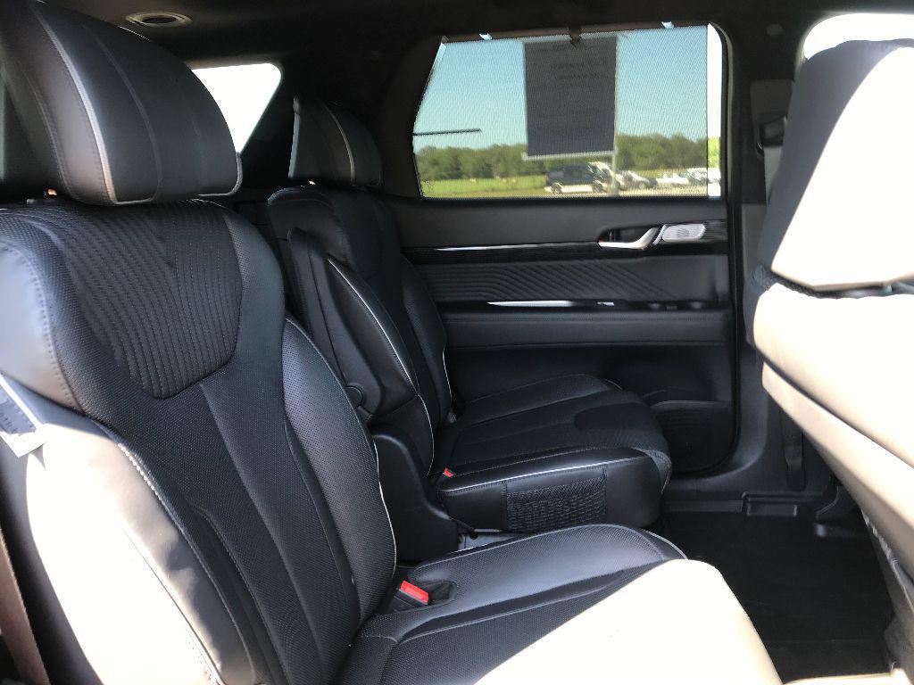 used 2024 Hyundai Palisade car, priced at $42,446
