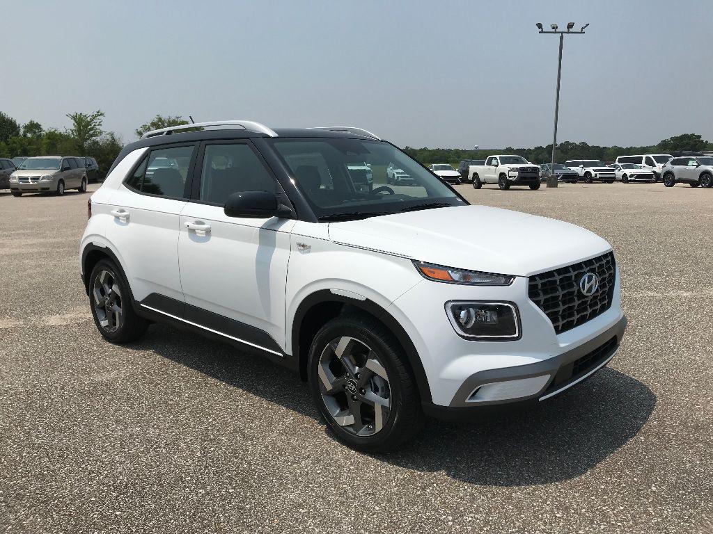 new 2025 Hyundai Venue car, priced at $23,659
