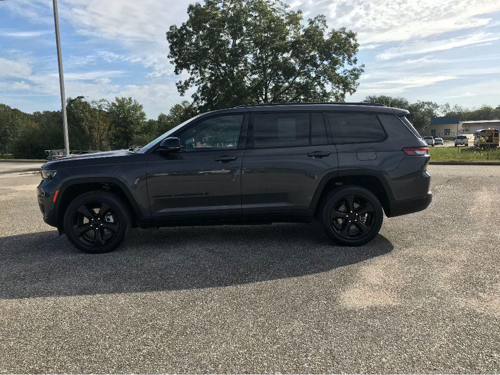 used 2023 Jeep Grand Cherokee L car, priced at $33,930