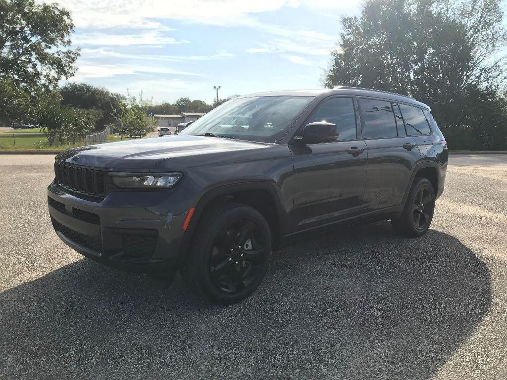 used 2023 Jeep Grand Cherokee L car, priced at $33,930