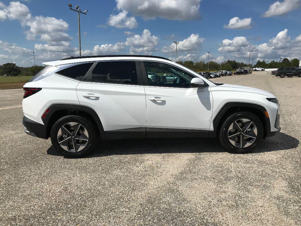 new 2026 Hyundai Tucson car, priced at $33,460