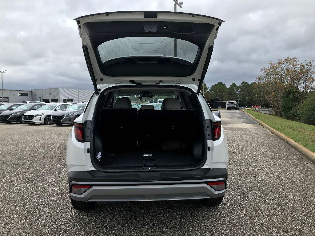 new 2026 Hyundai Tucson car, priced at $33,630