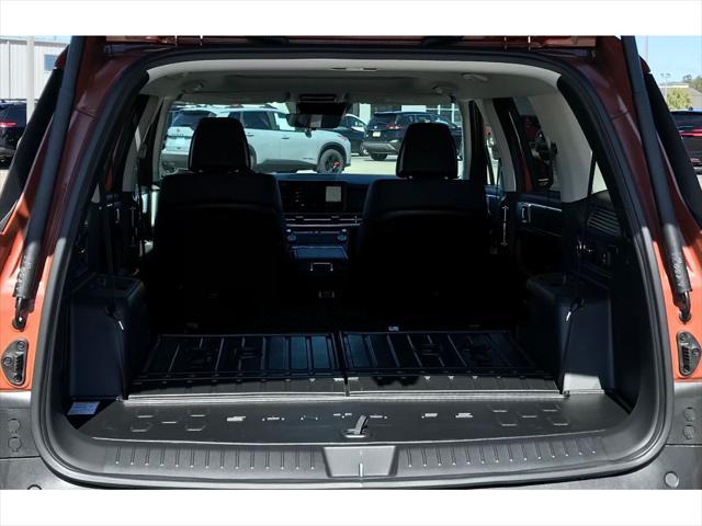 new 2025 Hyundai Santa Fe car, priced at $44,818