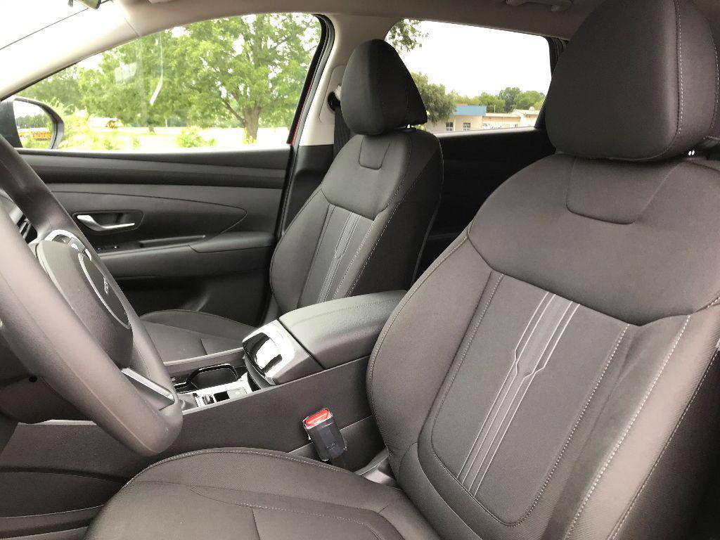 new 2025 Hyundai Tucson car, priced at $32,531