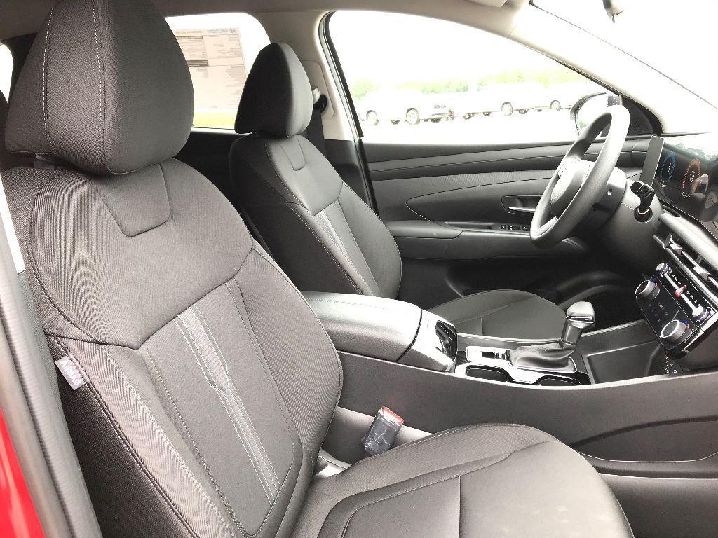 new 2025 Hyundai Tucson car, priced at $32,531