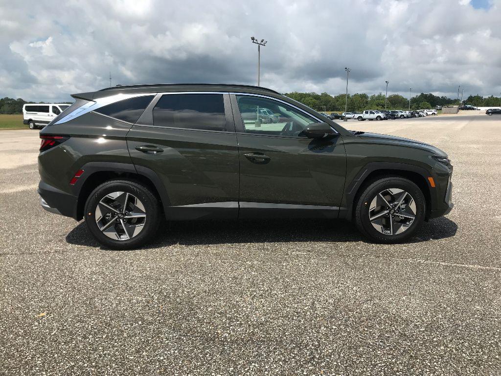 new 2025 Hyundai Tucson car, priced at $35,670