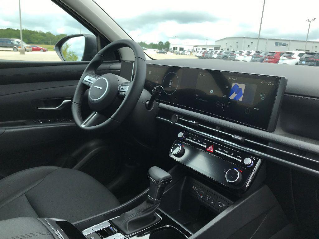 new 2025 Hyundai Tucson car, priced at $35,670