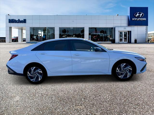 new 2025 Hyundai Elantra car, priced at $26,427