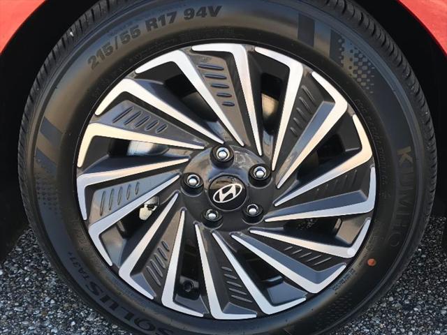 new 2025 Hyundai Sonata Hybrid car, priced at $41,881