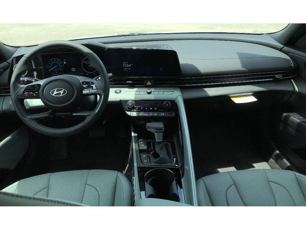 new 2025 Hyundai Elantra car, priced at $30,238