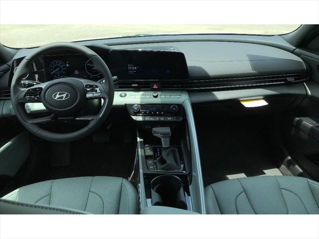 new 2025 Hyundai Elantra car, priced at $33,678