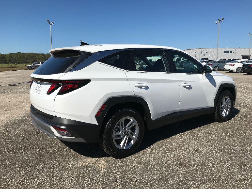 new 2026 Hyundai Tucson car, priced at $32,260