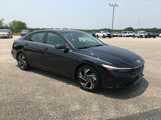 new 2025 Hyundai Elantra car, priced at $30,233