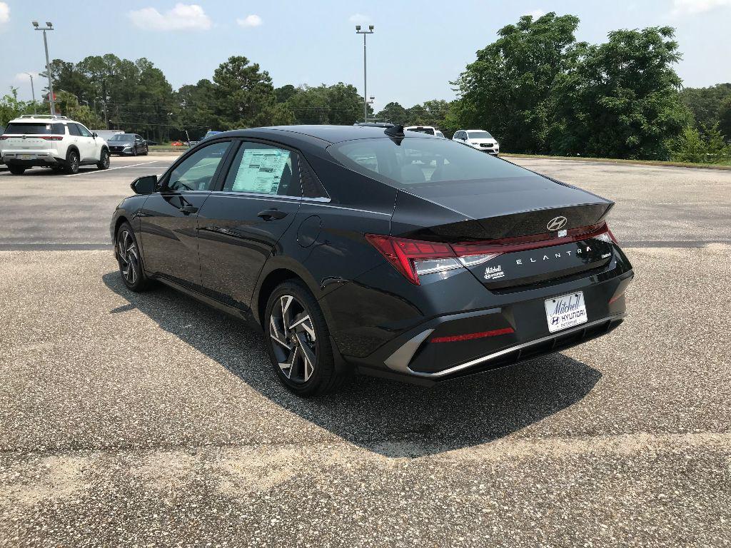 new 2025 Hyundai Elantra car, priced at $27,545