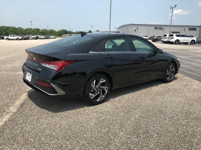 new 2025 Hyundai Elantra car, priced at $30,233