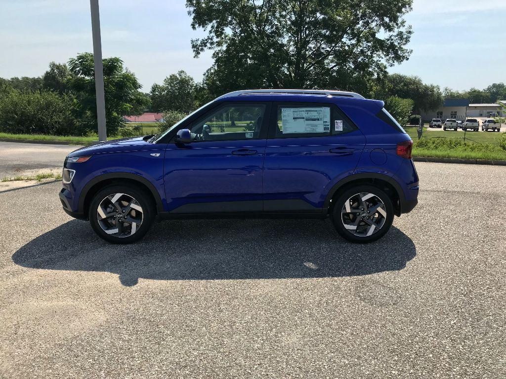 new 2025 Hyundai Venue car, priced at $23,641