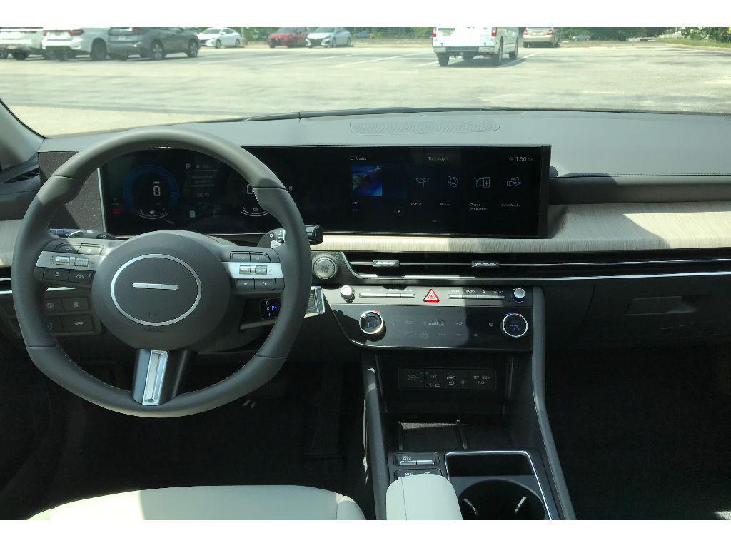 new 2025 Hyundai Sonata Hybrid car, priced at $31,330