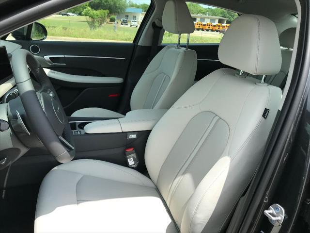 new 2025 Hyundai Sonata Hybrid car, priced at $34,763
