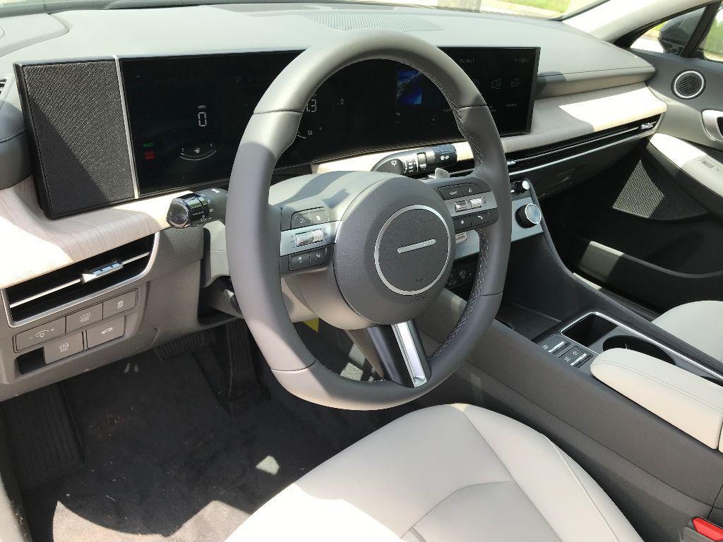 new 2025 Hyundai Sonata Hybrid car, priced at $31,330
