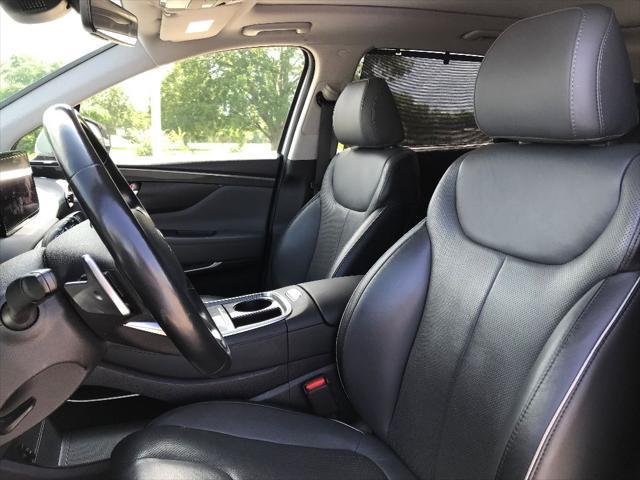 used 2022 Hyundai Santa Fe car, priced at $25,906