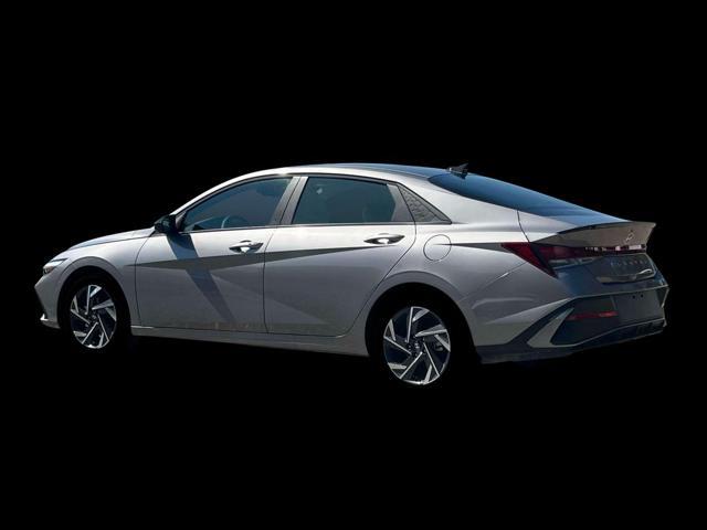 new 2025 Hyundai Elantra car, priced at $26,333