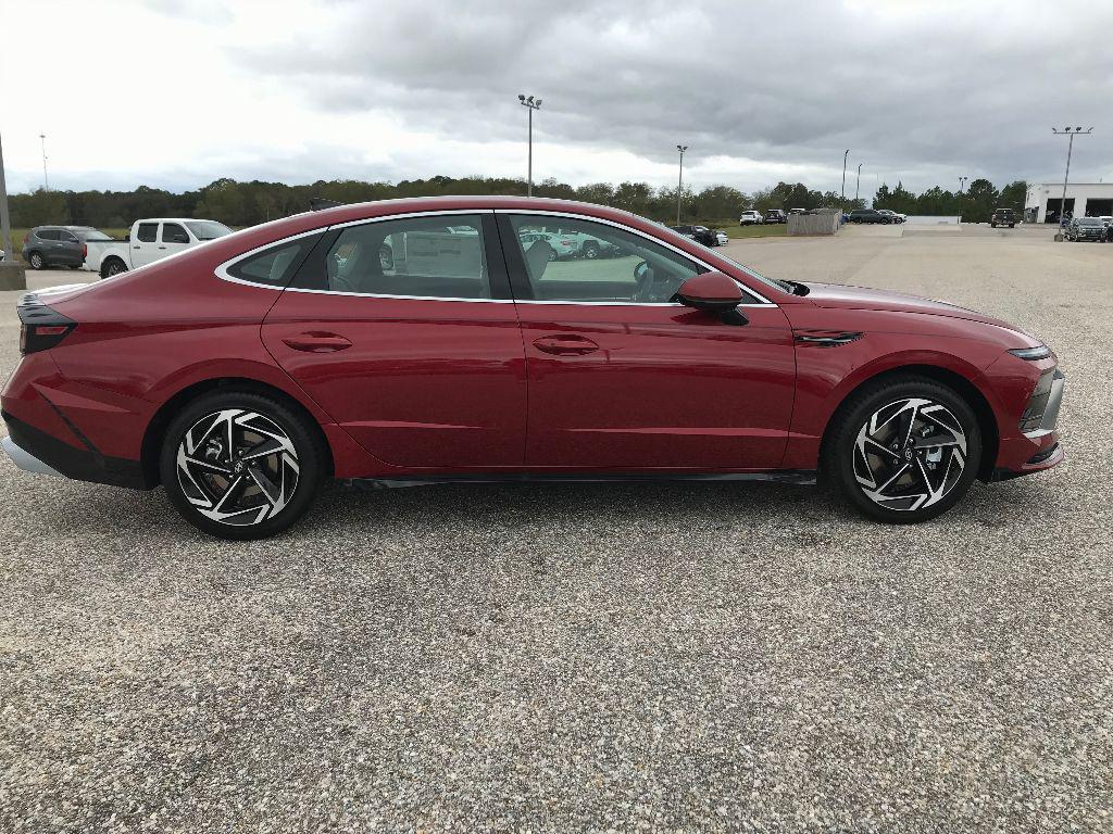 new 2026 Hyundai Sonata car, priced at $31,350