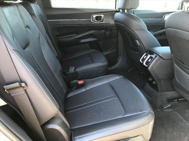 used 2023 Kia Sorento car, priced at $33,660