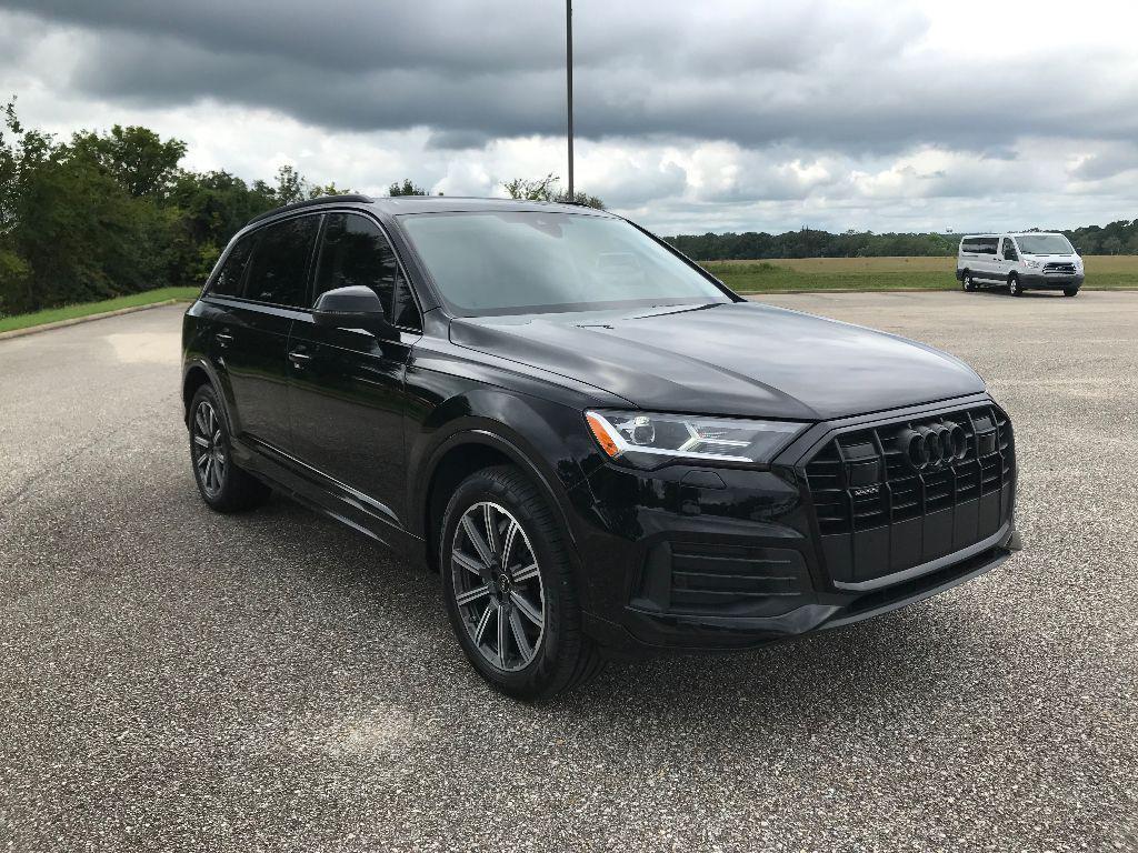 used 2023 Audi Q7 car, priced at $40,941
