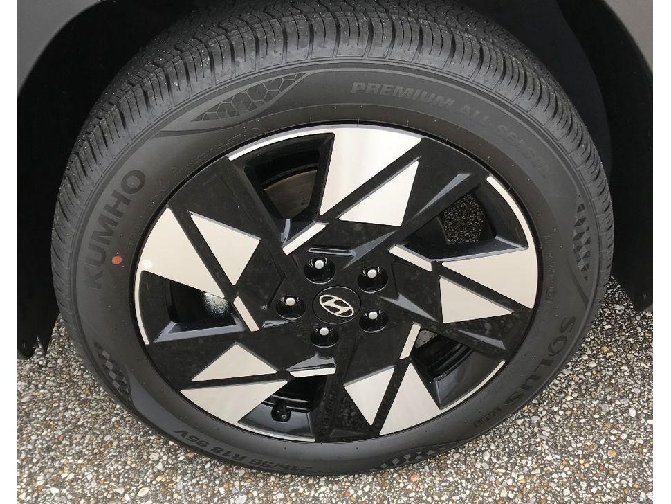 new 2025 Hyundai Kona car, priced at $29,847