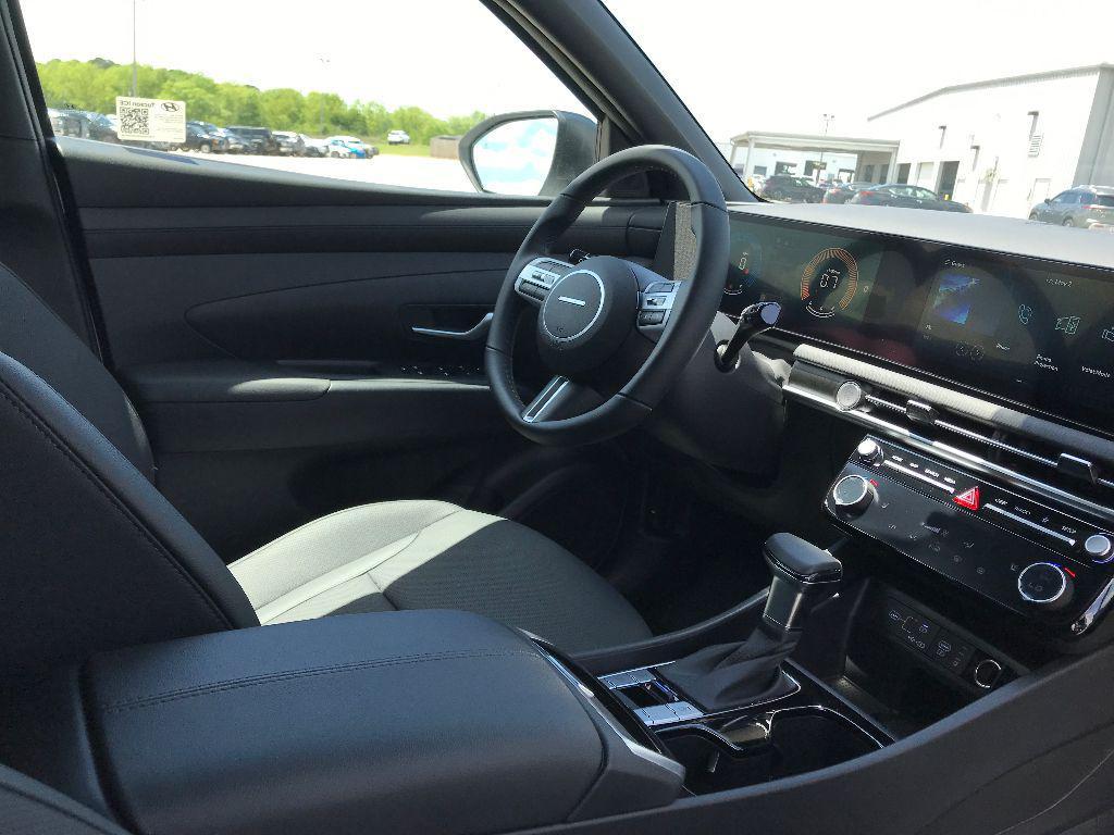 new 2025 Hyundai Tucson car, priced at $35,799