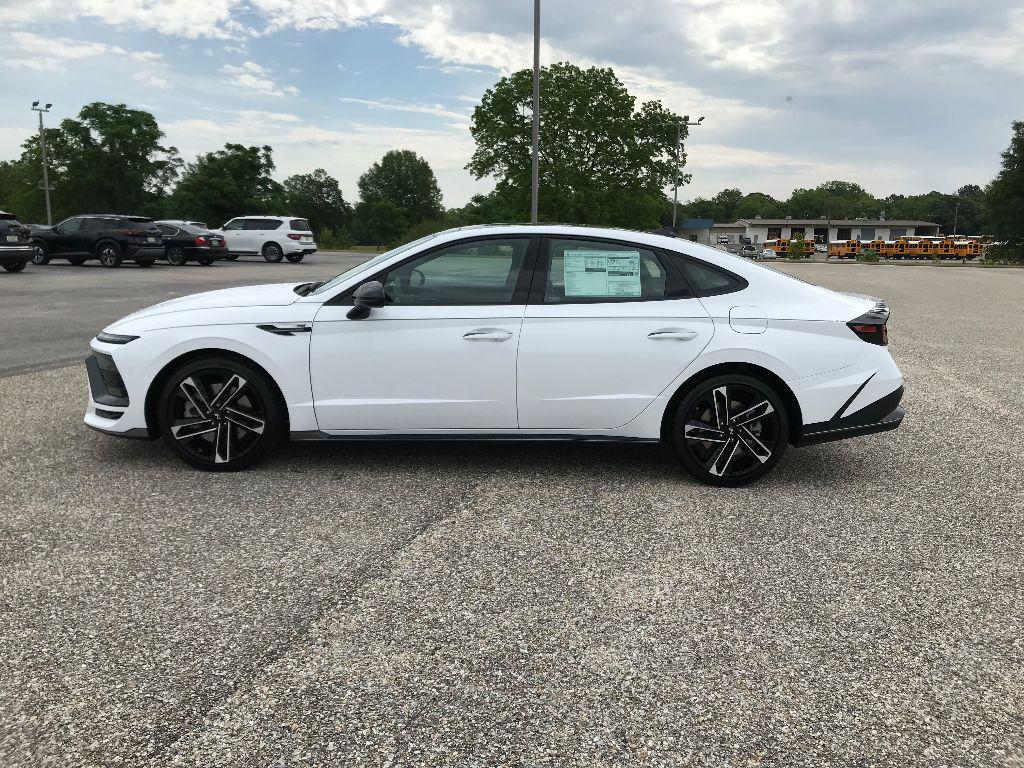 new 2025 Hyundai Sonata car, priced at $35,744