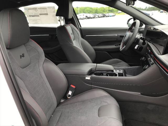 new 2025 Hyundai Sonata car, priced at $39,118