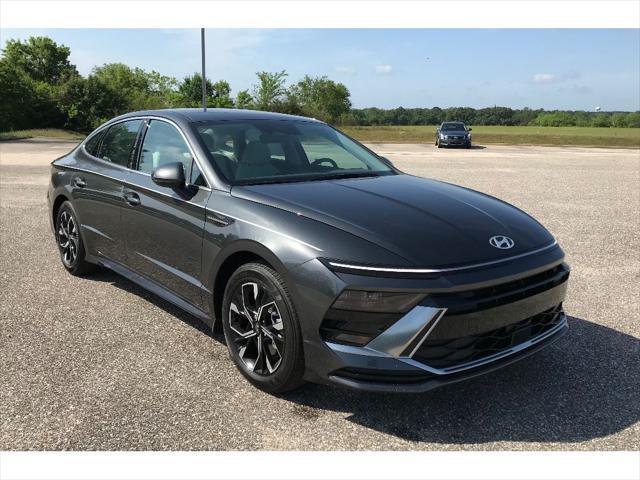 new 2025 Hyundai Sonata car, priced at $31,403